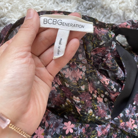 Flora print dress from the brand “BCBG “ - Picture 3 of 3